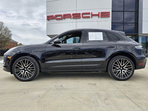 2024 Porsche Macan DEMO